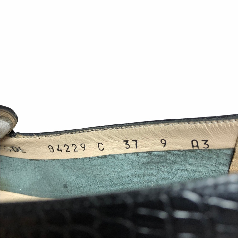 Ferragamo Black Croc Leather Buckle Loafers Shoes - Picture 5 of 6